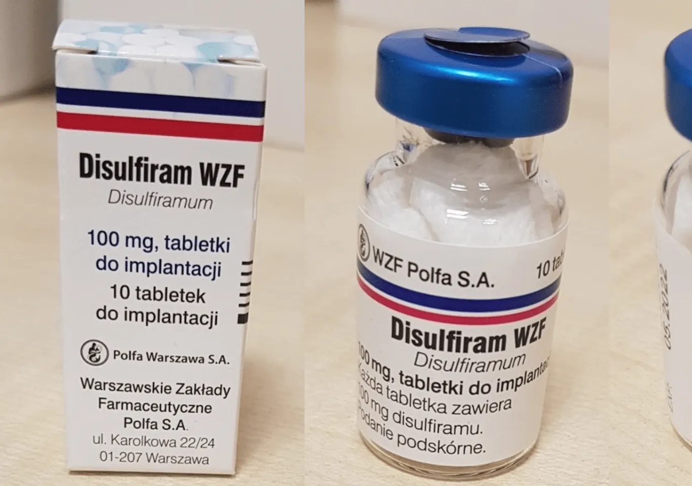 Wszywka alkoholowa Esperal / Disulfiram Bielsko-Biała: fiolka disulfiramu obok opakowania leku